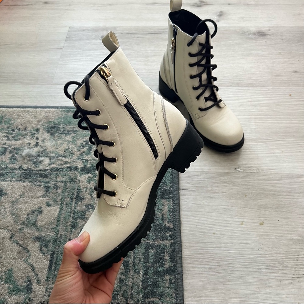 COLE HAAN | White Leather Boots | NWOB